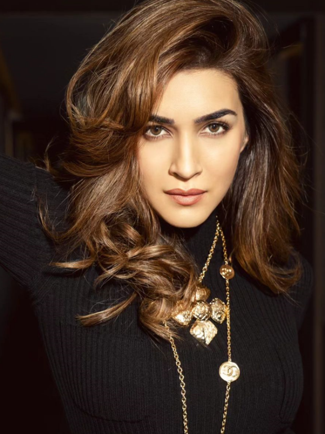 Kriti Sanon In Black Outfit