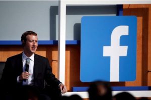 Facebook CEO apologises for data misuse