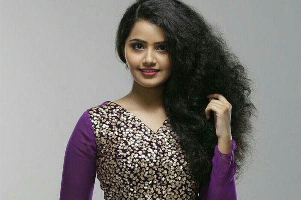 Anupama Parameshwaran to romance with Dulquer Salmaan