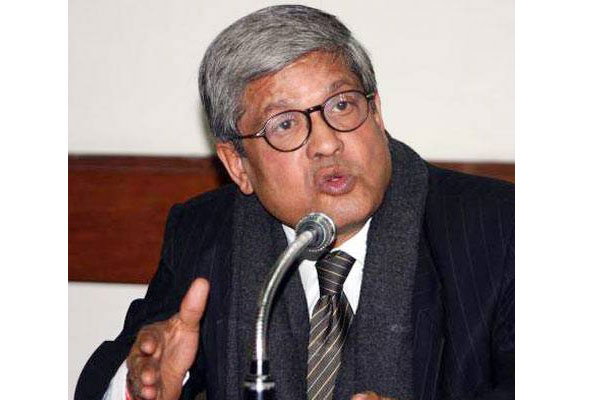 Dileep Padgaonkar passed away