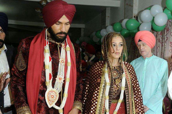 Cricketer Yuvraj, Hazel Keech marry