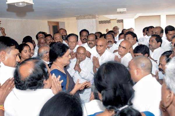 AIADMK decides on Sasikala as General Secretary