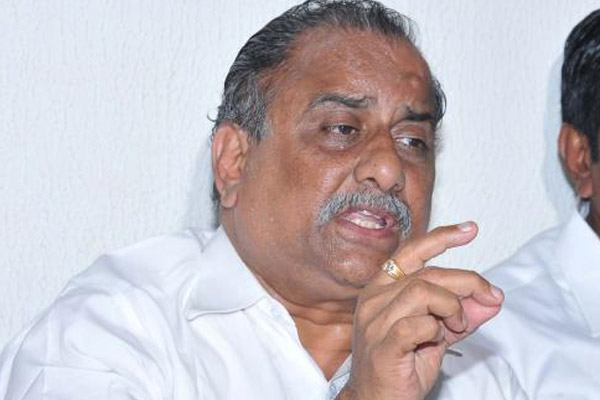 Mudragada announce to take up `padayatra’ from Jan 25