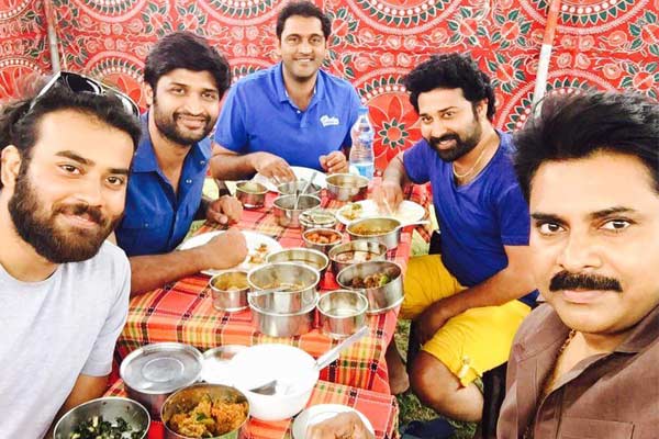 Pawan's candid click on the sets of Katamrayudu, Pawan's selfie at Katamrayudu, Katamrayudu setsq