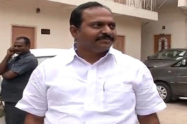 No Shave ‘Jala deeksha’ ends for Satish Reddy