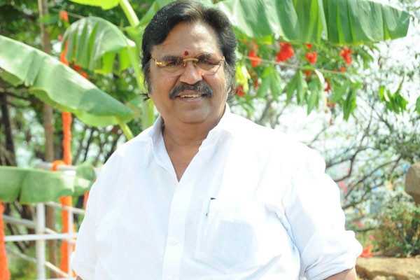 Dasari Narayana Rao admitted in hospital, Darsaka Ratna Dasari Narayana Rao in KIMS hospital Hyderabad,