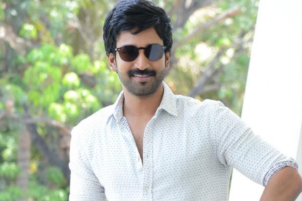 Aadi pinisetty turns Ram Charan’s Antagonist, Aadi turns villian for Ram Charan’s Sukumar next,