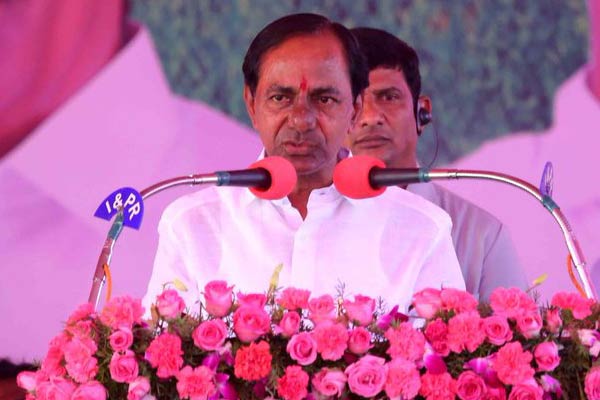 KCR in dilemma over hike of power tariff!