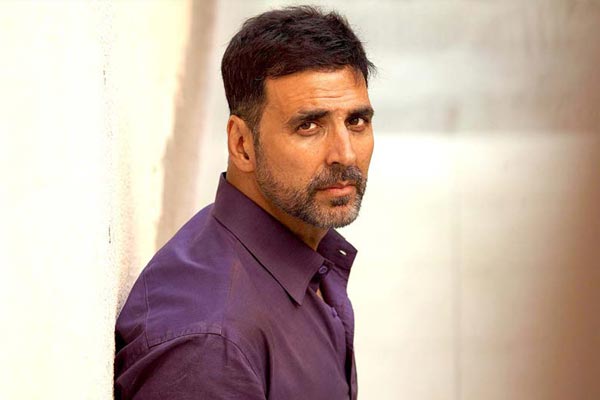 Akshay Kumar to Lock Horns with Chiranjeevi