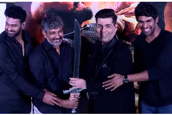 Rajamouli presents Katappa's sword to Karan Johar