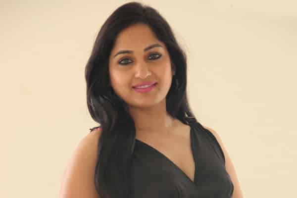 Actress Madhavi Latha silent protest in support of Pawan Kalyan