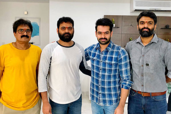 Hero Ram Praveen Sattaru Sravanthi Movies new movie launched