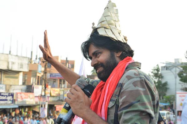 Pawan Kalyan warns of Trifurcation in the state!