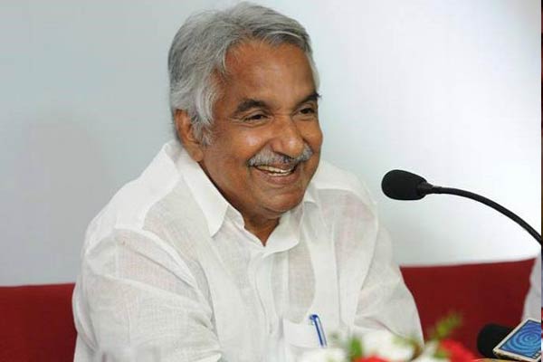 Can Oommen Chandy breathe life into AP Congress?