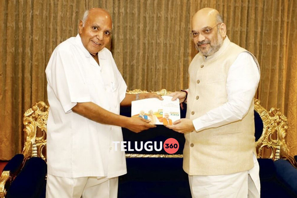 BJP president Amit Shah meets Eenadu RamojiRao