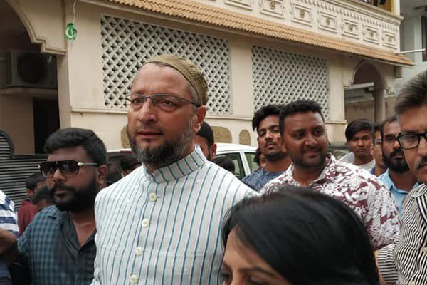 'Come on, kill me': Owaisi's retort to BJP leader