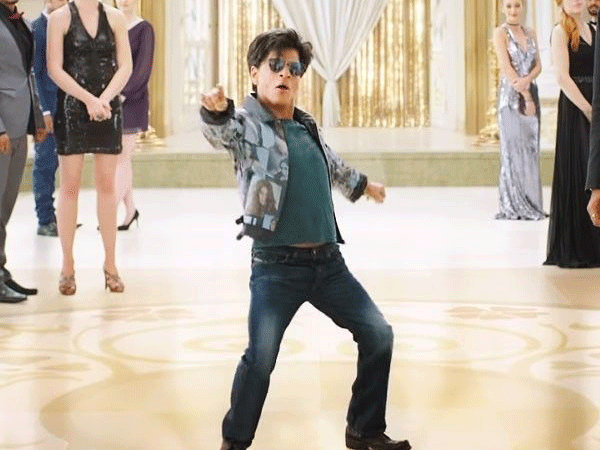 Twitter erupts with negative wave on SRK's Zero