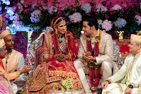 Film celebs galore at Akash, Shloka Ambani's wedding party