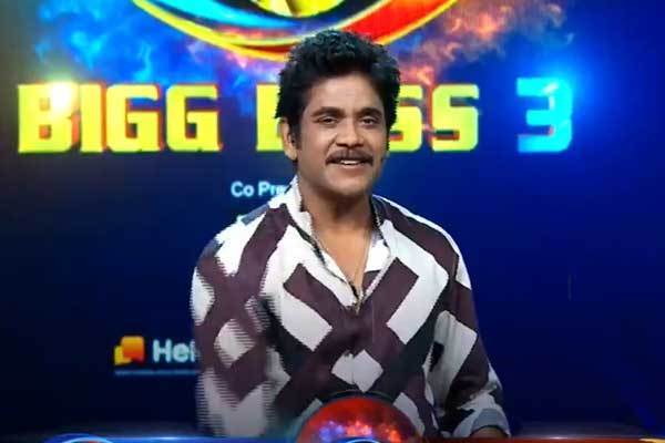 Bigg boss: Nagarjuna proves he is king of hosting