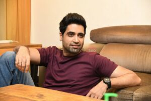 Adivi Sesh Interview