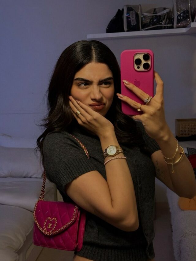 Khushi Kapoor3