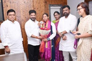 Rs 1 Cr cash award and govt job to Deepthi Jeevanji